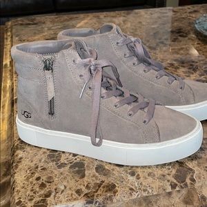 Ugg Olli suede hi tops